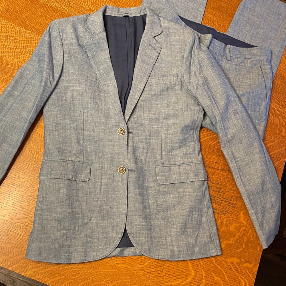 Crewcuts Boys Chambray Suit Set
- Blazer + Ludlow Slim Pants Size 16
NWT